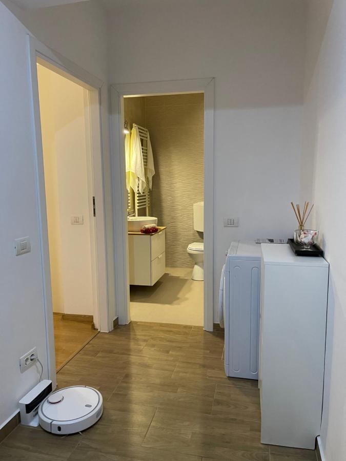 Gold Luxury Apartment Close To Presidential Palace Bukarest Exterior foto